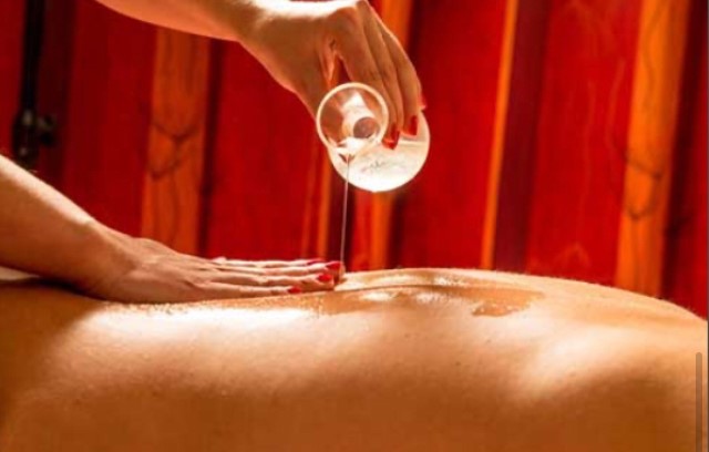 fire-ice-erotic-massage